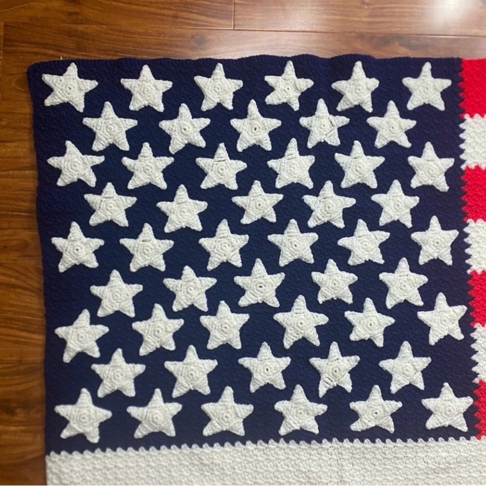 Vintage Handmade Red White Blue Yarn American Flag Crochet Afghan 69